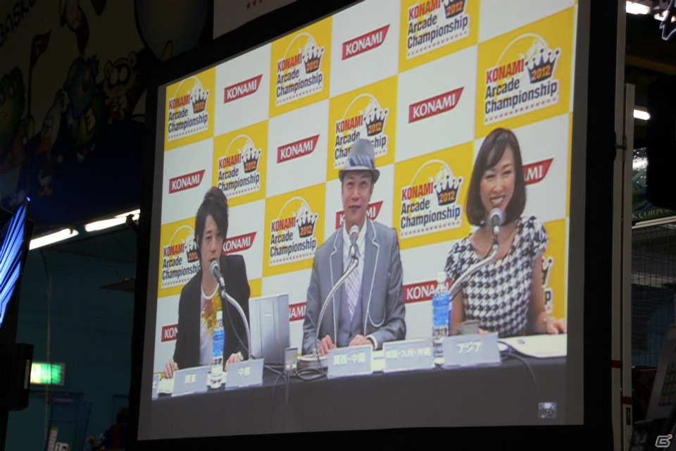 【KAC 2012】「SOUND VOLTEX BOOTH」「REFLEC BEAT limelight」「beatmania IIDX 20 tricoro」決勝ラウンドが開催、最終日もスーパープレイが続出！の画像7