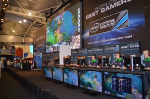 「Intel Extreme Masters Singapore」大会レポート―Intel社のGeorge Woo氏と大会にも出場したGrubby選手へのインタビューもお届けの画像17
