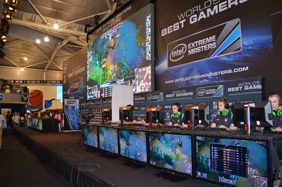「Intel Extreme Masters Singapore」大会レポート―Intel社のGeorge Woo氏と大会にも出場したGrubby選手へのインタビューもお届けの画像17