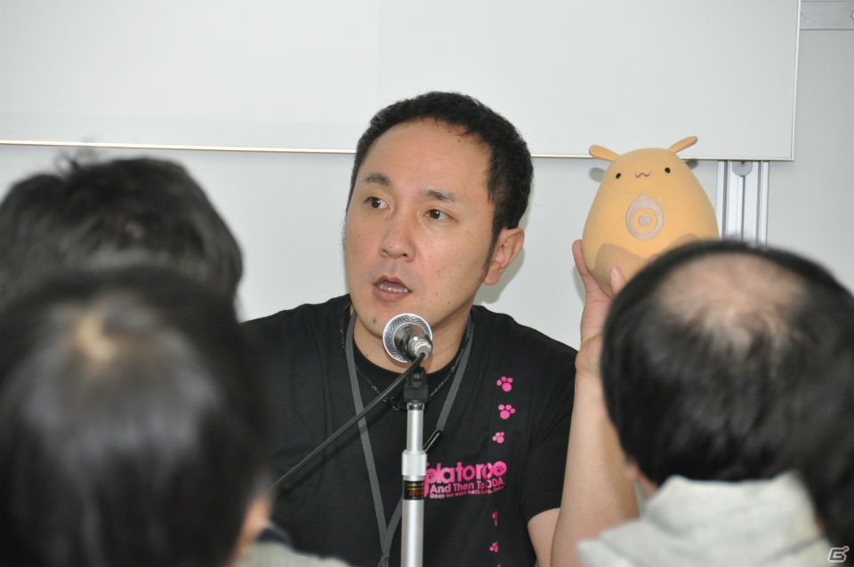 リトルテイルブロンクス構想について来年には嬉しい発表があるかも！？東京スタジオに設置されたガチャマシンとは…？松山洋氏による「ソラトロボ完全設定資料集 Vol.3 -Starlet-」発売記念イベントレポートの画像33