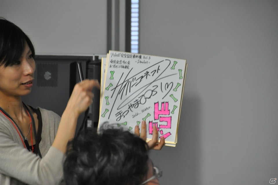 リトルテイルブロンクス構想について来年には嬉しい発表があるかも！？東京スタジオに設置されたガチャマシンとは…？松山洋氏による「ソラトロボ完全設定資料集 Vol.3 -Starlet-」発売記念イベントレポートの画像47