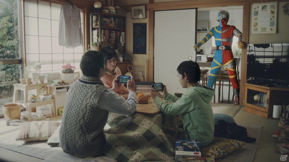 プレイステーションのCMにあの特撮ヒーローが登場！TVCM「年末はPSを買う良い機会ダー」篇が公開にの画像3