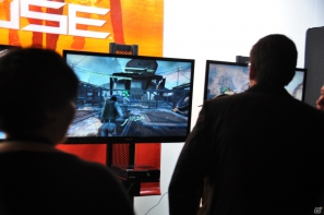 【EA Asia Showcase 2012】4人の工作員となり、物質「FUSE」を利用した特殊な武器を使いこなせ！新作TPS「FUSE」プレゼン＆プレイインプレッションの画像4