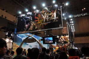 【ジャンプフェスタ2013】3DS「モンスターハンター4」＆「逆転裁判5」プレイアブル出展！「MH3G HD Ver.」チャレンジクエストではベテランハンターが奮闘！カプコンブースステージレポートの画像32