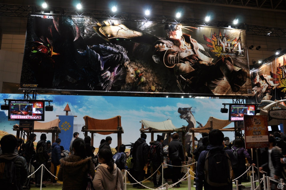 【ジャンプフェスタ2013】3DS「モンスターハンター4」＆「逆転裁判5」プレイアブル出展！「MH3G HD Ver.」チャレンジクエストではベテランハンターが奮闘！カプコンブースステージレポートの画像34
