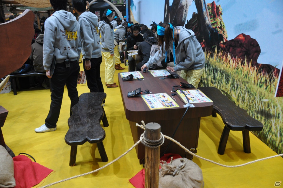 【ジャンプフェスタ2013】3DS「モンスターハンター4」＆「逆転裁判5」プレイアブル出展！「MH3G HD Ver.」チャレンジクエストではベテランハンターが奮闘！カプコンブースステージレポートの画像37