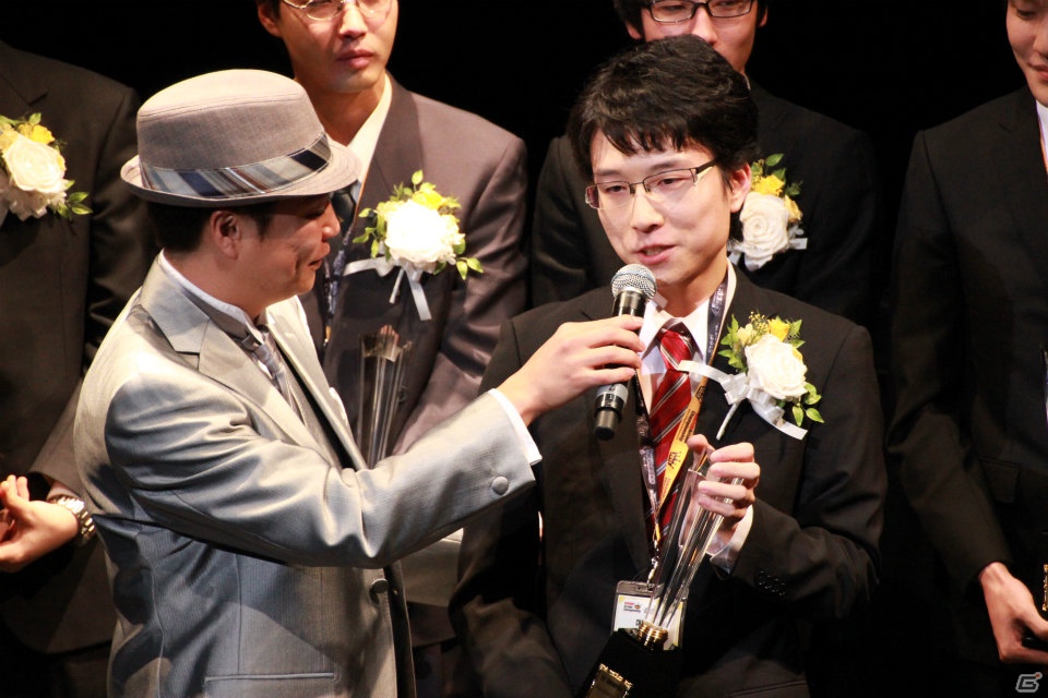 ダンサーSAMさんや五輪銀メダリストの田中佑典選手も登場した「KONAMI Arcade Championship 2012 グランドフィナーレ ～受賞祝賀会～」レポートの画像24