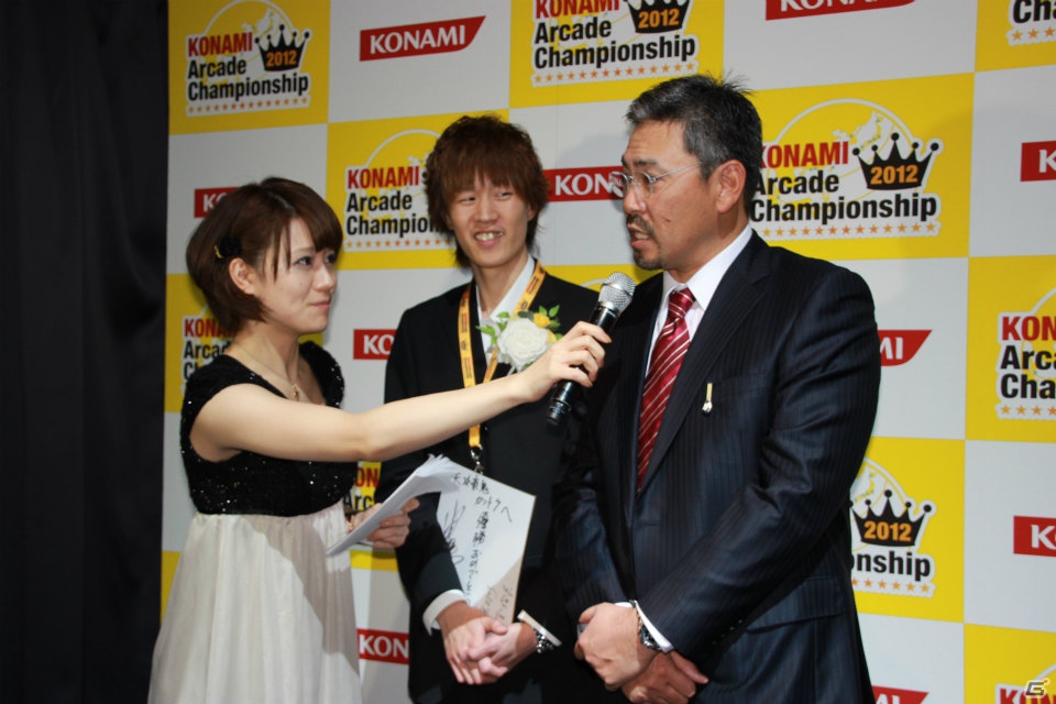 ダンサーSAMさんや五輪銀メダリストの田中佑典選手も登場した「KONAMI Arcade Championship 2012 グランドフィナーレ ～受賞祝賀会～」レポートの画像45