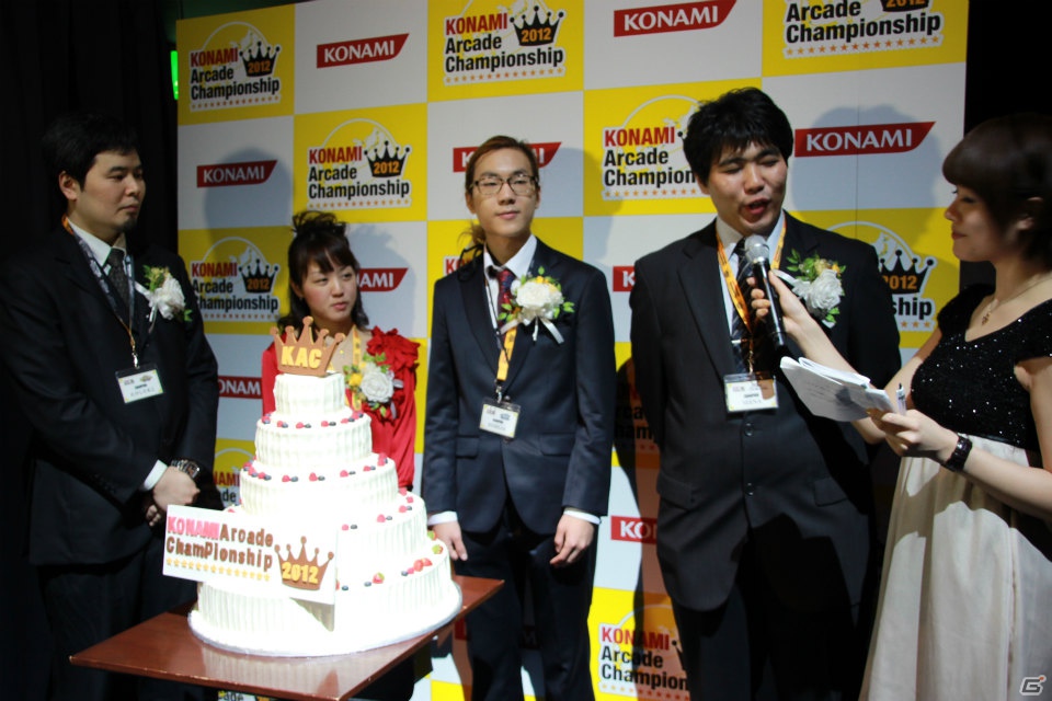 ダンサーSAMさんや五輪銀メダリストの田中佑典選手も登場した「KONAMI Arcade Championship 2012 グランドフィナーレ ～受賞祝賀会～」レポートの画像47