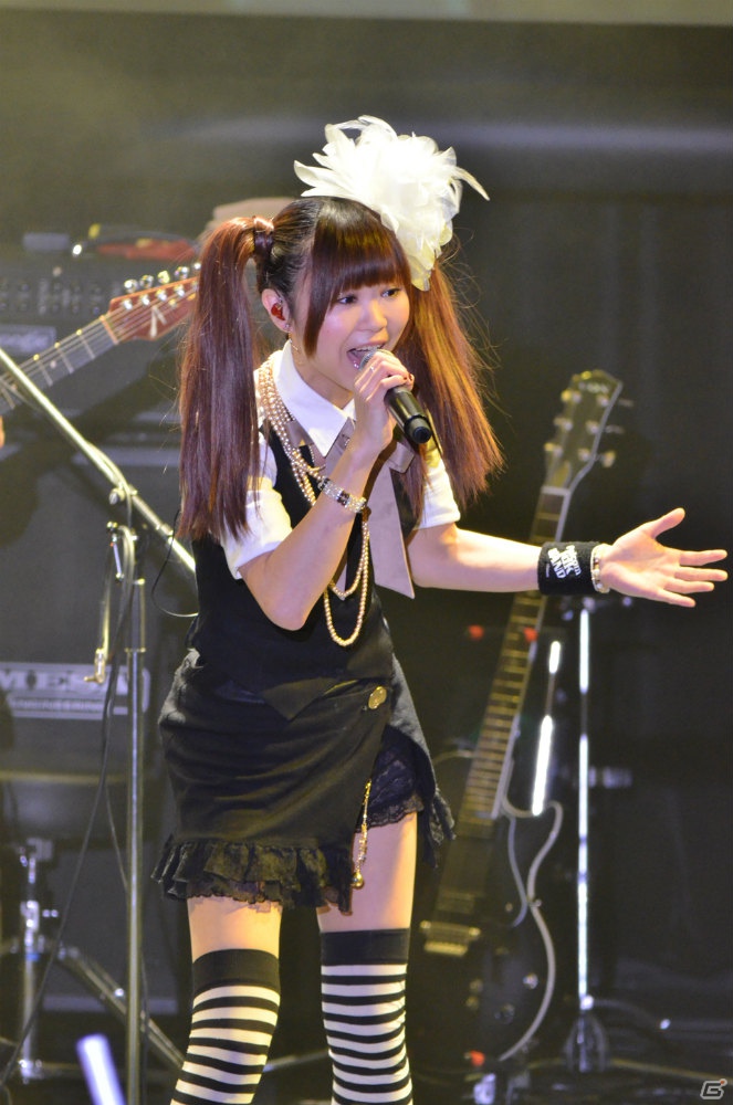 ファミ箏による和楽器演奏や新作アレンジ楽曲を多数披露した「Falcom jdk BAND 2013 New Year Live in NIHONBASHI MITSUI HALL」をレポートの画像12
