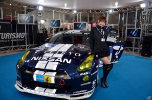 東京オートサロン 2013「グランツーリスモ・ヒストリーブース」レポート―展示中の「GT-R N24 GTアカデミー」はなんと誰でも試乗可能！の画像17
