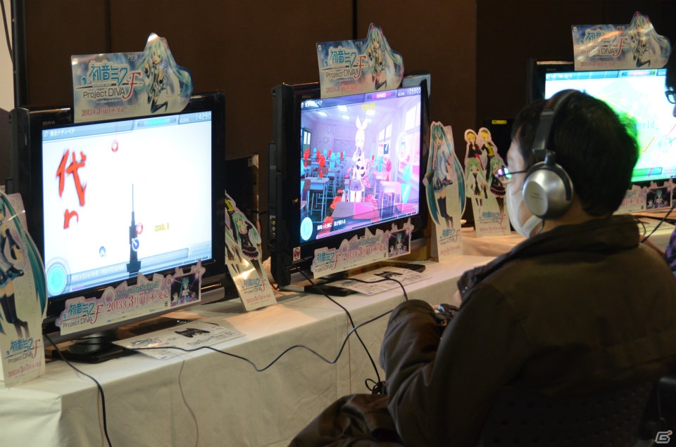 プロデューサー・林誠司氏ショートインタビュー＆試遊レポートも！PS3「初音ミク -Project DIVA F-」店頭体験会の模様をお届け！の画像4
