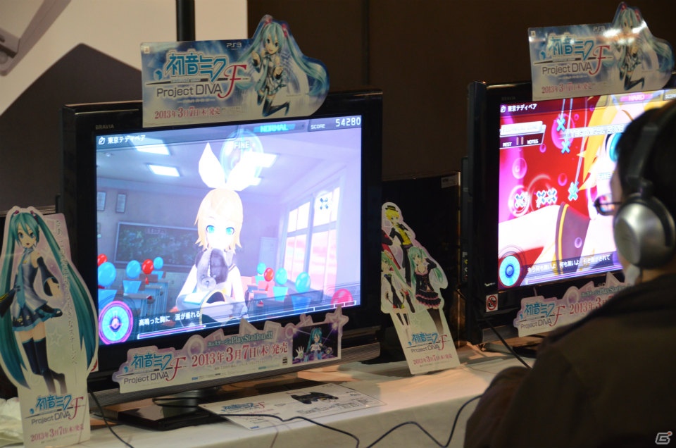 プロデューサー・林誠司氏ショートインタビュー＆試遊レポートも！PS3「初音ミク -Project DIVA F-」店頭体験会の模様をお届け！の画像5