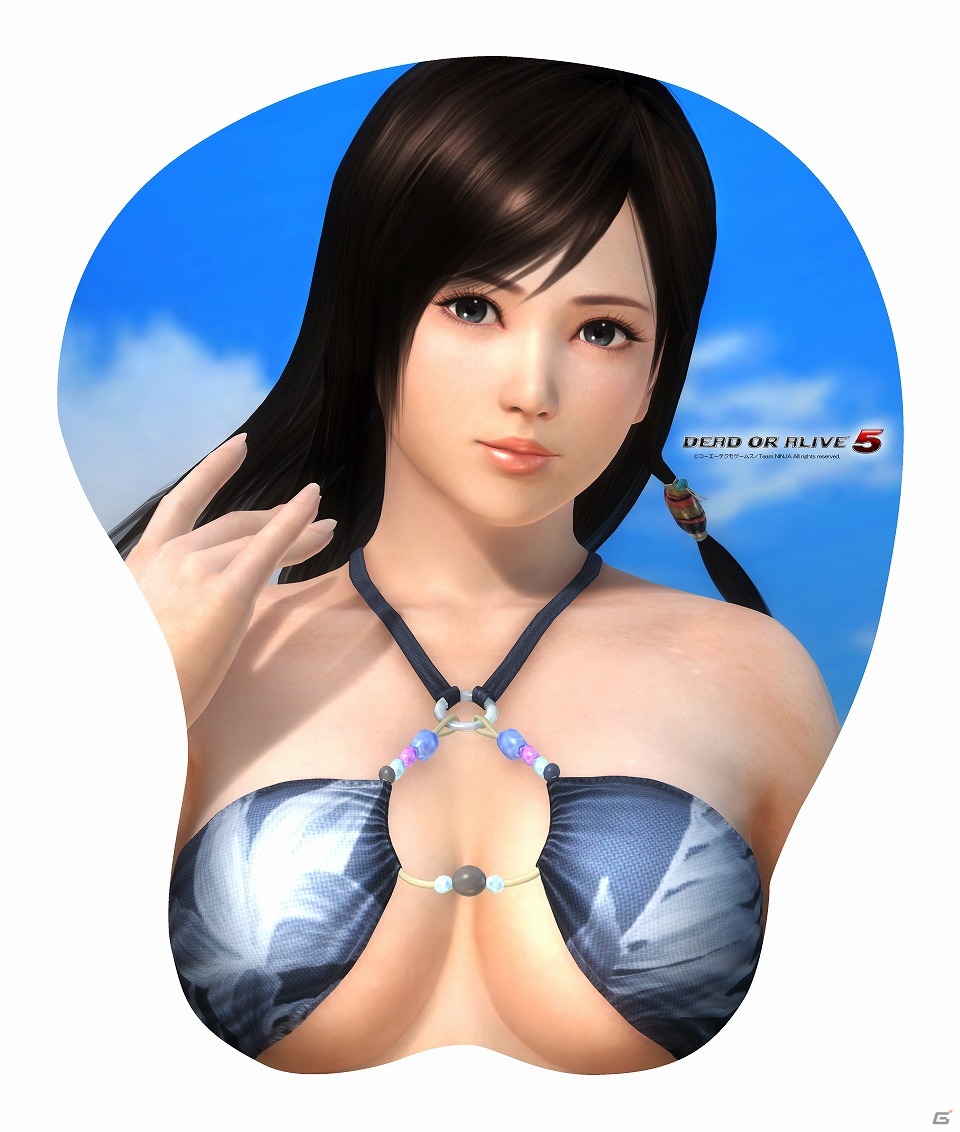 PS3/Xbox 360「DEAD OR ALIVE 5」の3Dマウスパットにレイファン・こころ・ティナが登場！2013年3月に発売決定の画像1