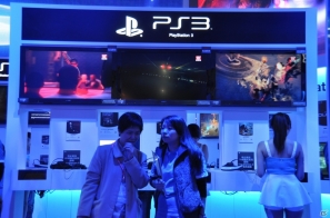 【台北国際ゲームショウ 2013】PS Vita新色「冰雪銀（アイスシルバー）」が展示、各ハードの試遊台も多数！今年の会場限定即売コーナーは内部に設置されたSCETブースレポの画像11