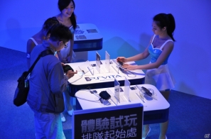 【台北国際ゲームショウ 2013】PS Vita新色「冰雪銀（アイスシルバー）」が展示、各ハードの試遊台も多数！今年の会場限定即売コーナーは内部に設置されたSCETブースレポの画像38