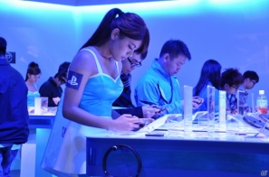 【台北国際ゲームショウ 2013】PS Vita新色「冰雪銀（アイスシルバー）」が展示、各ハードの試遊台も多数！今年の会場限定即売コーナーは内部に設置されたSCETブースレポの画像60