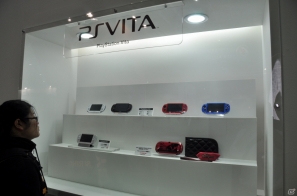 【台北国際ゲームショウ 2013】PS Vita新色「冰雪銀（アイスシルバー）」が展示、各ハードの試遊台も多数！今年の会場限定即売コーナーは内部に設置されたSCETブースレポの画像68
