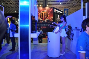 【台北国際ゲームショウ 2013】PS Vita新色「冰雪銀（アイスシルバー）」が展示、各ハードの試遊台も多数！今年の会場限定即売コーナーは内部に設置されたSCETブースレポの画像8