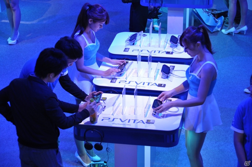 【台北国際ゲームショウ 2013】PS Vita新色「冰雪銀（アイスシルバー）」が展示、各ハードの試遊台も多数！今年の会場限定即売コーナーは内部に設置されたSCETブースレポの画像37