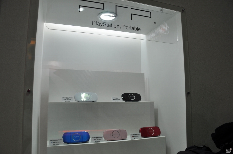 【台北国際ゲームショウ 2013】PS Vita新色「冰雪銀（アイスシルバー）」が展示、各ハードの試遊台も多数！今年の会場限定即売コーナーは内部に設置されたSCETブースレポの画像66