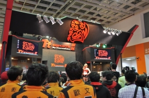 【台北国際ゲームショウ 2013】Gamaniaのeスポーツチーム「GAMABEARS」も駆け付けた！会場の様子＆露出の多い凝った衣装多め！コンパニオンを紹介の画像17