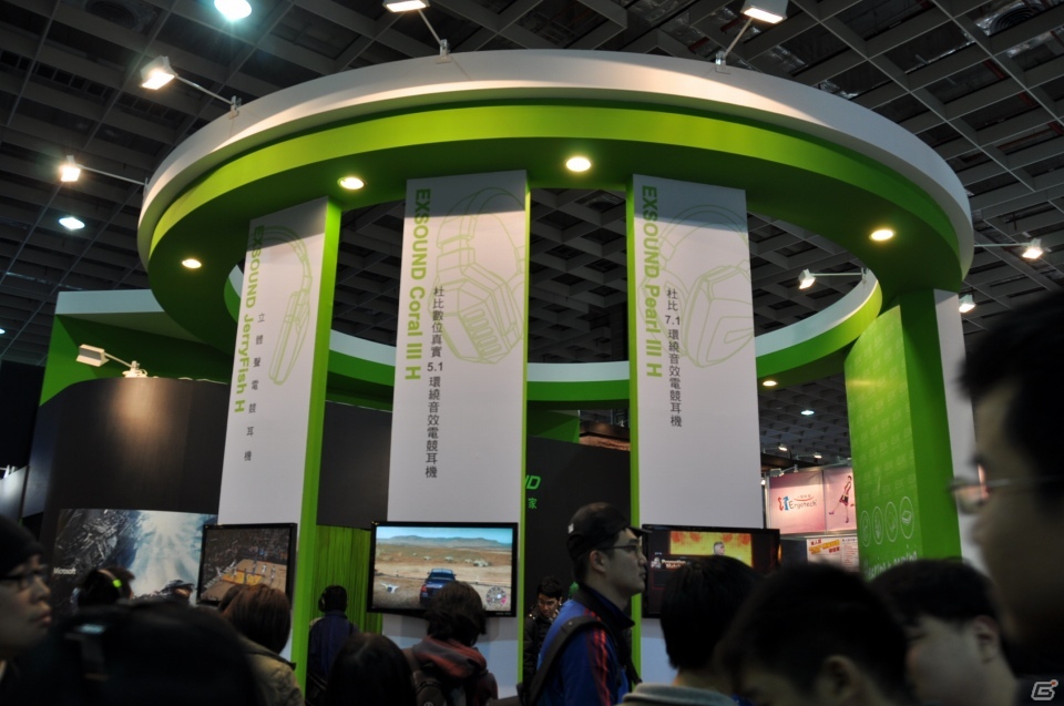 【台北国際ゲームショウ 2013】Gamaniaのeスポーツチーム「GAMABEARS」も駆け付けた！会場の様子＆露出の多い凝った衣装多め！コンパニオンを紹介の画像24