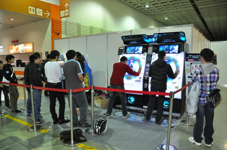 【台北国際ゲームショウ 2013】Gamaniaのeスポーツチーム「GAMABEARS」も駆け付けた！会場の様子＆露出の多い凝った衣装多め！コンパニオンを紹介の画像6