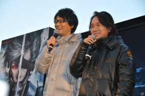 国内DLC第1弾にはスネークの名台詞が再生される武器「木刀 蛇魂」が！大塚明夫さん＆堀内賢雄さんも駆け付けた「メタルギア ライジング リベンジェンス」発売記念イベントレポートの画像13