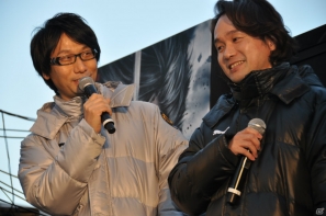 国内DLC第1弾にはスネークの名台詞が再生される武器「木刀 蛇魂」が！大塚明夫さん＆堀内賢雄さんも駆け付けた「メタルギア ライジング リベンジェンス」発売記念イベントレポートの画像16