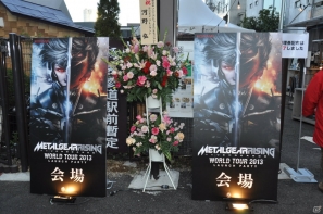 国内DLC第1弾にはスネークの名台詞が再生される武器「木刀 蛇魂」が！大塚明夫さん＆堀内賢雄さんも駆け付けた「メタルギア ライジング リベンジェンス」発売記念イベントレポートの画像7