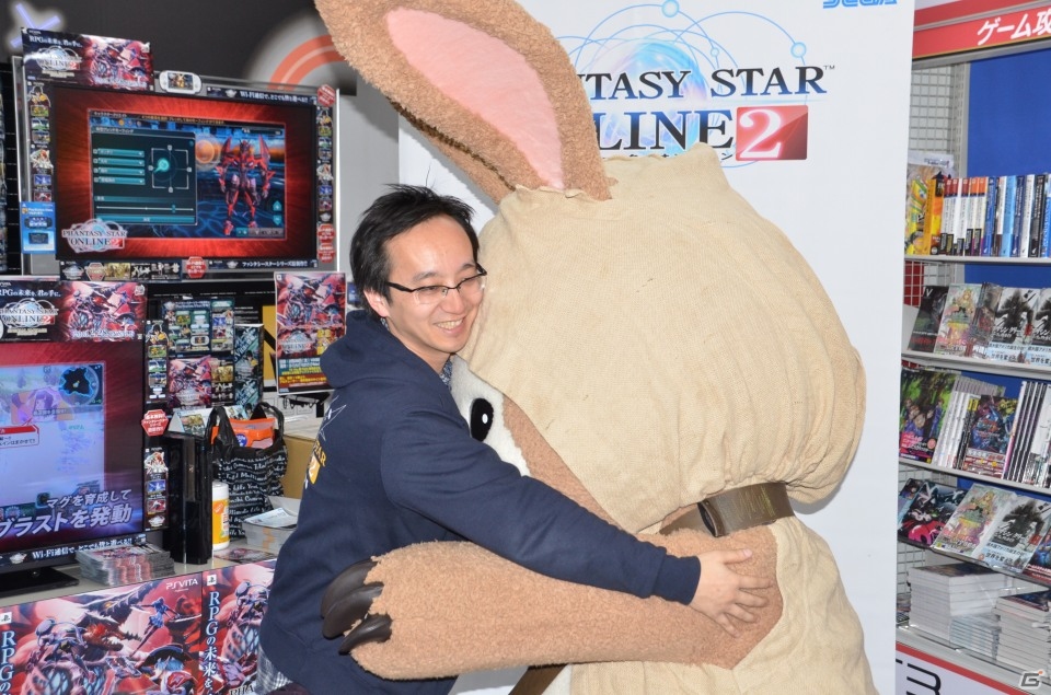 「ファンタシースターオンライン2」体験会が開催―会場を訪れた酒井智史プロデューサーがPS Vita版サービスインの心境を語るの画像4