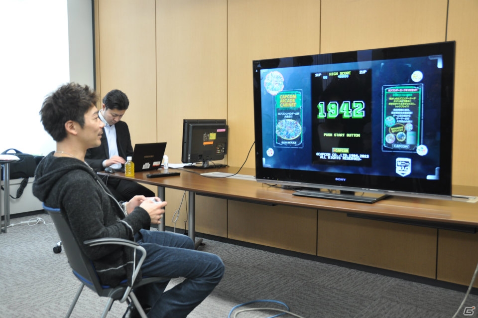 会場が当時のゲームセンターのように盛り上がった「カプコン アーケード キャビネット」＆「ヴァンパイア リザレクション」ドノヴァンでハギーを倒してプレゼントGET！媒体対決ゲーム大会レポートの画像18