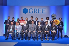KONAMIの2タイトル「クローズxWORST～最強伝説～」「ドラゴンコレクション」が殿堂入り―「GREE Platform Award 2012」授賞式の模様をお届けの画像2