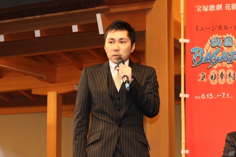 出演者による華麗なパフォーマンスも披露！舞台ならではの歌やロマンあふれた演出を目指す宝塚歌劇花組公演「戦国BASARA」制作発表会の画像13