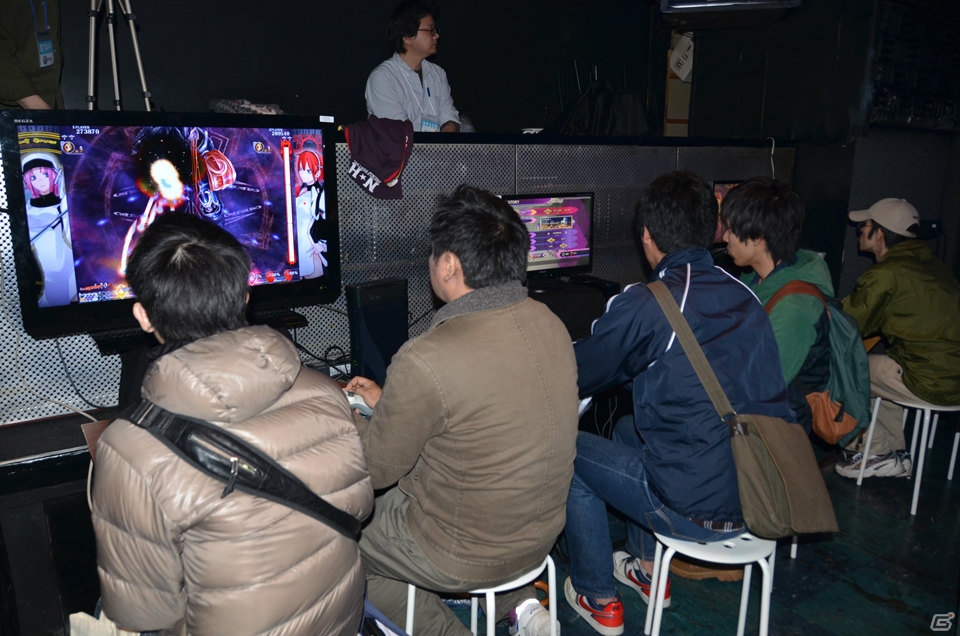8bitアレンジ楽曲がDLCとして配信決定！トークショーやライブで盛り上がったXbox 360「カラドリウス」発売記念イベントレポートの画像2