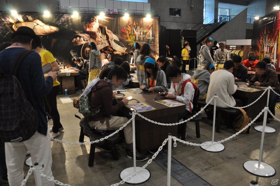 【ニコニコ超会議2】「モンスターハンター4」「逆転裁判5」「バイオハザード リベレーションズ UE」プレイアブル出展！ゲーム実況ステージではユガミ検事のプレイ映像が初公開！の画像3