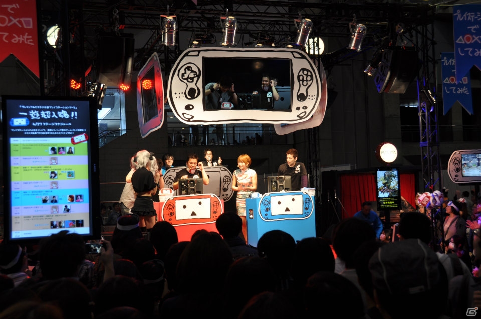 【ニコニコ超会議2】5月2日配信予定の魔物「ゴースト」「ウロボロス」とのバトルを先行体験！「バイキングぽいぽい」「閃乱カグラ」「初音ミク」などのステージは大盛況！PlayStationブースレポの画像3