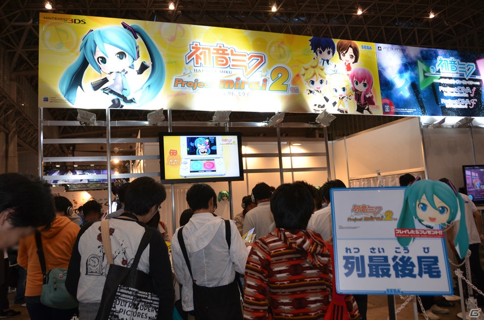 【ニコニコ超会議2】同じ曲でもタッチモード、ボタンモードで異なるリズムゲームが楽しめる3DS「初音ミク Project mirai 2（仮）」試遊レポートの画像1