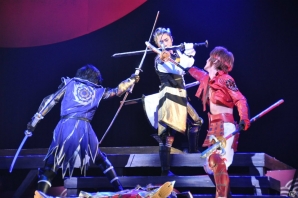松永久秀の狂気は何処へ向かうのか…激しい殺陣と舞台演出で熱き武将たちが駆け抜けるッ！武将祭りでは最新作の新情報も！舞台「戦国BASARA3 宴」ゲネプロ公演レポートの画像54