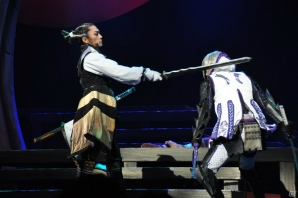 松永久秀の狂気は何処へ向かうのか…激しい殺陣と舞台演出で熱き武将たちが駆け抜けるッ！武将祭りでは最新作の新情報も！舞台「戦国BASARA3 宴」ゲネプロ公演レポートの画像55