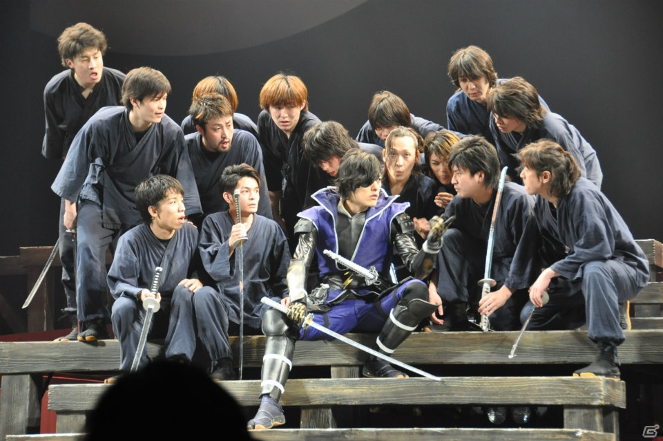 松永久秀の狂気は何処へ向かうのか…激しい殺陣と舞台演出で熱き武将たちが駆け抜けるッ！武将祭りでは最新作の新情報も！舞台「戦国BASARA3 宴」ゲネプロ公演レポートの画像44