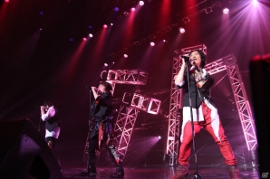 ピアノ生演奏や初披露の新曲も！義トリオ達の熱唱に酔いしれた「戦国無双 声優奥義 外伝～出陣！ 義の誓い～」昼の部レポートの画像29