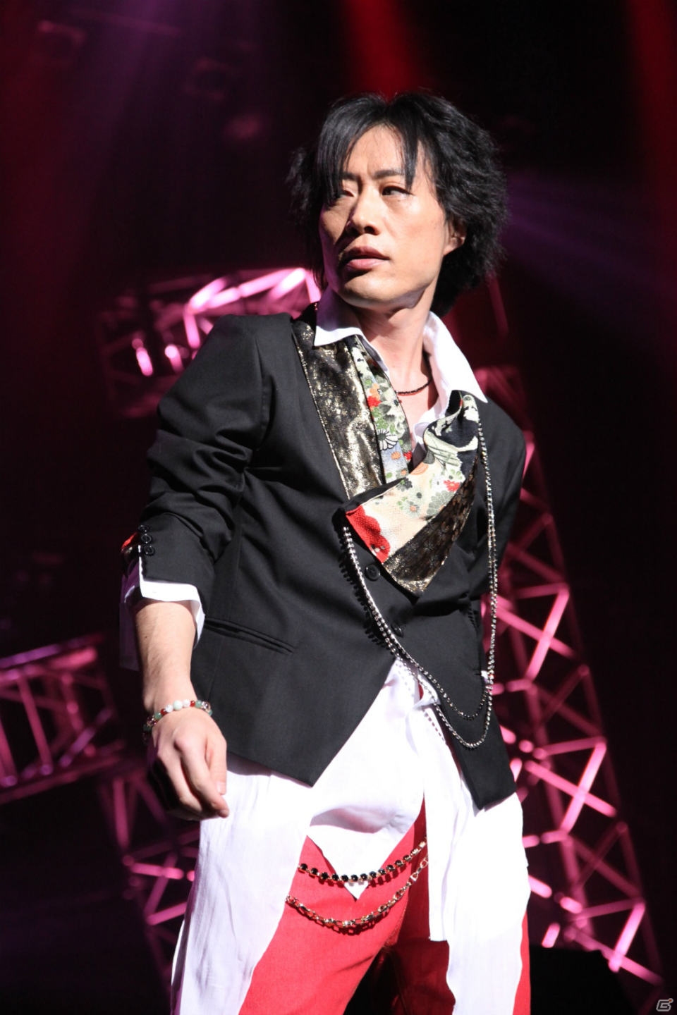ピアノ生演奏や初披露の新曲も！義トリオ達の熱唱に酔いしれた「戦国無双 声優奥義 外伝～出陣！ 義の誓い～」昼の部レポートの画像12