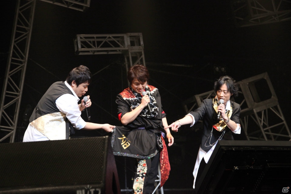 ピアノ生演奏や初披露の新曲も！義トリオ達の熱唱に酔いしれた「戦国無双 声優奥義 外伝～出陣！ 義の誓い～」昼の部レポートの画像31