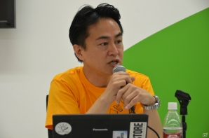 黒川文雄氏