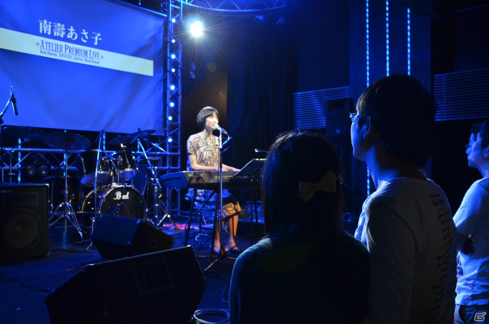 霜月はるかさんやACRYLICSTABが「エスカ＆ロジーのアトリエ」の楽曲を披露した「アトリエプレミアムライブ」をレポートの画像8