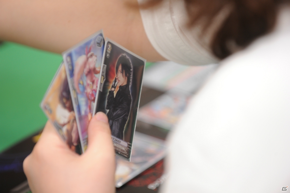 「カードファイト!! ヴァンガード」DAIGOさん自らが「DAIGOスペシャルセット」を手渡した発売記念イベントの模様を紹介の画像12