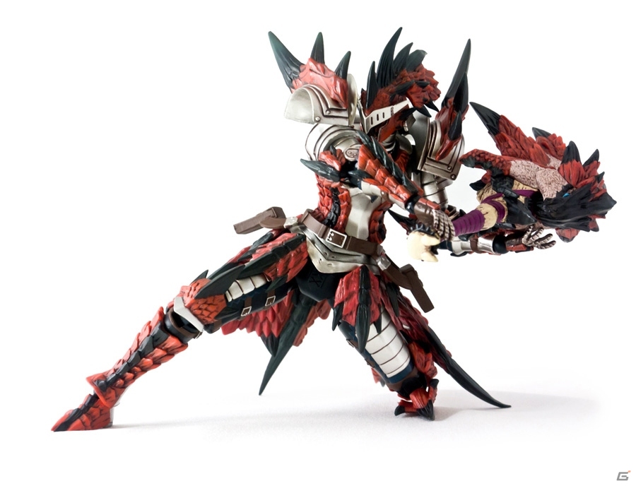 3DS「モンスターハンター4」アクションフィギュアなどを同梱したイーカプコン限定「COMPLETE SET」が登場の画像2