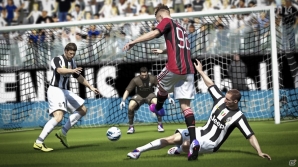 よりリアルに、遊びやすく生まれ変わった「FIFA 14 ワールドクラス サッカー」ハンズオンプレビュー&開発のキーマン・牧田和也氏へのインタビューを紹介の画像11